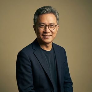 羞羞色漫导演顾问