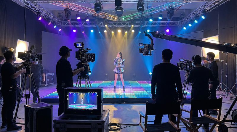 羞羞色漫MV拍摄幕后花絮视频